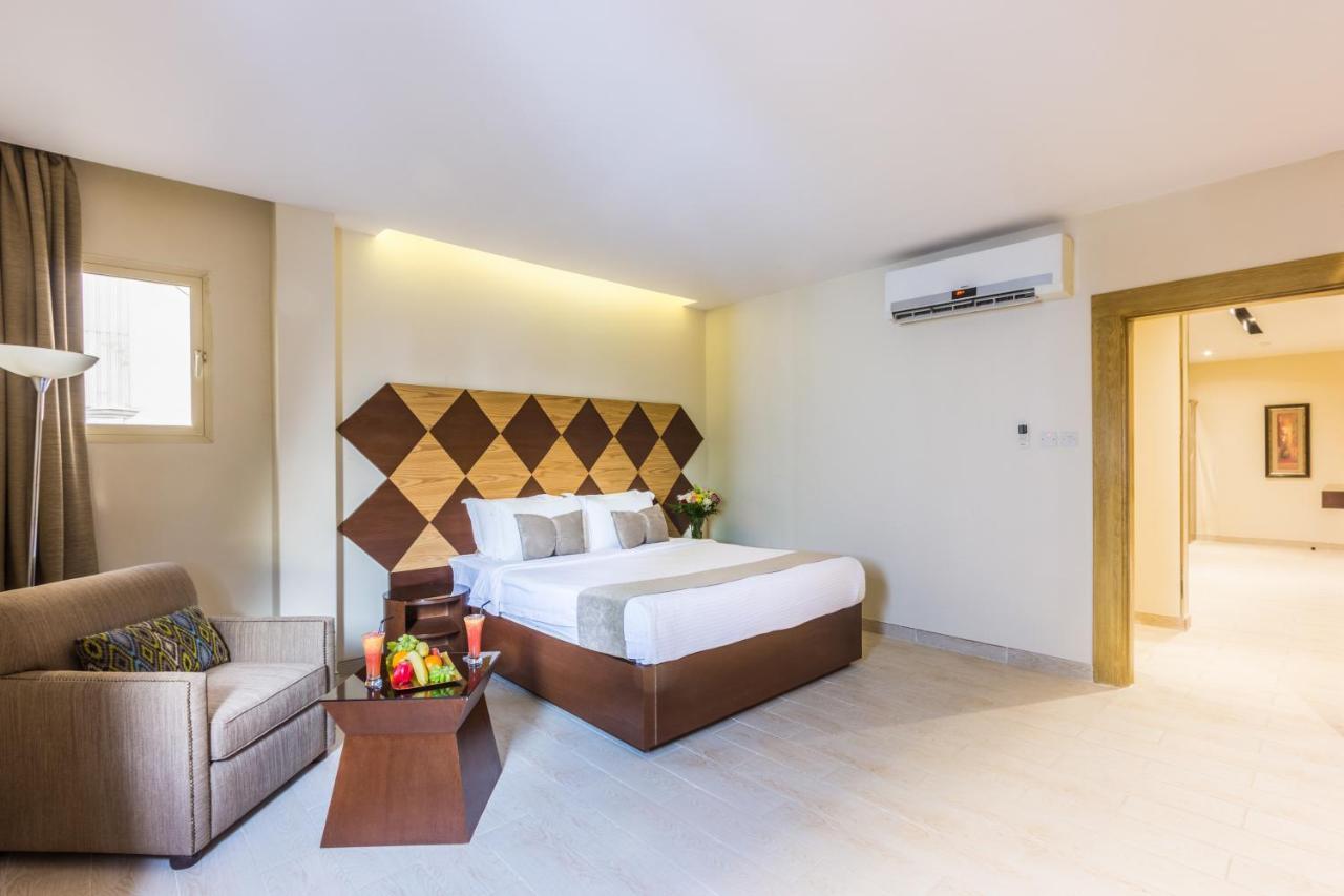 Al Muhaidb Al Diwan - Al Olaya Riyadh Eksteriør billede